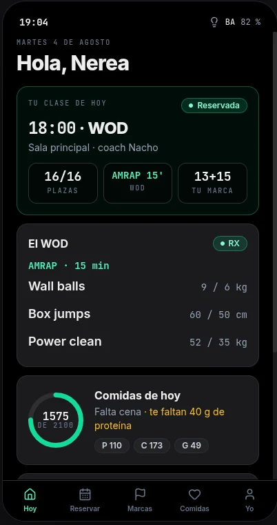 La app del socio: su clase de hoy, el WOD con su carga calculada sobre su 1RM, las comidas del día y su racha